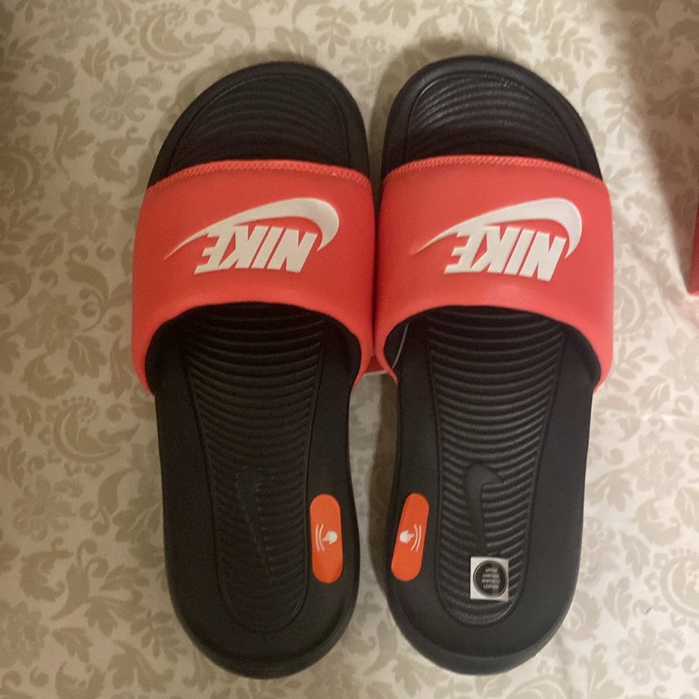 Nike Women's Victori One Slides